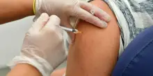 Influenza, vaccinazioni al via: «Obiettivo record di dosi». Si potrà fare anche in farmacia, tutte le date