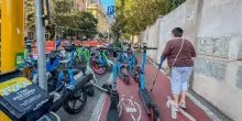 Roma, la protesta di via Panama: raccolte centinaia di firme. «Fermate la nuova ciclovia»