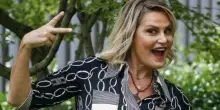 Simona Ventura: «Il mio GF come Sanremo. Lo stalker? Io e Giovanni Terzi bloccati dalla paura, ma dopo 3 anni lo abbiamo denunciato»