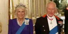 Re Carlo e Camilla tornano in Italia, la visita in Vaticano dopo quella saltata ad aprile: «Incontreranno Papa Leone XIV»