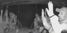 Flotilla, come stanno gli attivisti fermati? «In carcere senza cibo né acqua per ore, in pochi hanno firmato espulsione immediata»