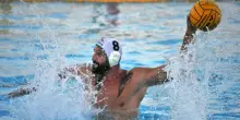 Pallanuoto: Olympic Roma-Posillipo 10-13, blitz esterno
