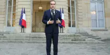 Francia, nasce il governo Lecornu: Macron nomina 18 ministri. «Siate negoziatori con tutti»