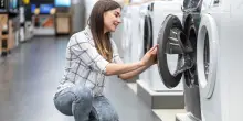 Bonus elettrodomestici 2025, chi può ottenere fino a 200 euro (e chi 100). Cosa si può comprare, come richiederlo e il click day