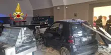 Discute con l'ex suocero e poi tenta di investirlo: 45enne finisce in arresto