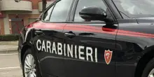 Rapinati in centro a Cagliari da un gruppo armato di machete, la denuncia dei giovani: «Ci hanno minacciati»