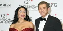 Nataly Ospina: «Mi dicono che sto con Ezio Greggio per la fama e non per amore. Sono abituata ai commenti cattivi, però un po' mi dispiace»