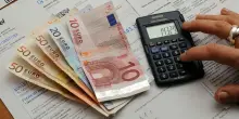 Bollette gas e luce, dal 2026 possibile cambio di fornitura in 24 ore. L'impatto sui prezzi