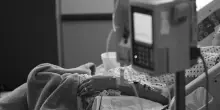 «Vogliamo sapere perché è morta così»: la denuncia della famiglia della 39enne deceduta in ospedale dopo essere stata legata e sedata