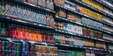 Bevande diet, lo studio: «Possono danneggiare il fegato, ne basta una al giorno»
