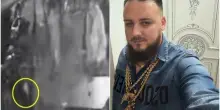Gaetano Maranzano, in un frame il killer con la pistola in mano. Il colpo alla nuca, la fuga in auto e le collane fatte sparire: così ha ucciso Paolo Taormina