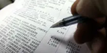 Flat tax su straordinari e lavoro festivo, come cambierebbe la busta paga: chi riguarderà e le simulazioni