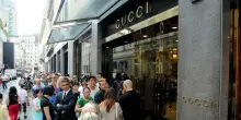 Gucci, Chloé e Loewe, multa Ue da oltre 157 milioni: «Fissarono abusivamente i prezzi di rivendita»