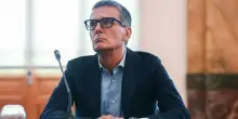 EssiLux compra Ikerian e cresce nel med-tech
