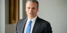 Intesa Sp spinge sugli Usa: operazioni per 50 miliardi