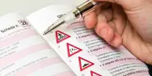 Bonus patente, click day il 20 ottobre: come funziona e chi può chiedere il contributo fino a 2.500 euro