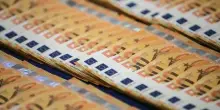 Banche, le misure diventano 5+1: dall'aliquota del 27,5% all'Irap al 6,65%. E spunta la norma-Mediolanum