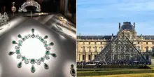 Louvre, il valore dei gioielli è di 88 milioni di euro. «Il montacarichi dei ladri rubato dieci giorni prima»