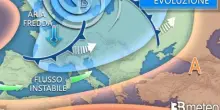 Meteo, allerta temporali e venti di burrasca (in Toscana raffiche di 118 km/h): aria fredda per il ponte di Ognissanti, le prime nevicate