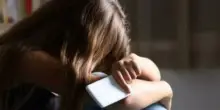 Stuprata e filmata a 12 anni a Sulmona, arrestati i tre baby-aguzzini. «Ora posso uscire di casa»