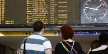 Scioperi novembre 2025. Treni, aerei, bus e metro: calendario dei disagi