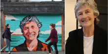 Catherine Connolly, chi è la nuova presidente dell'Irlanda: i podcast per attirare i giovani e video mentre gioca a calcio