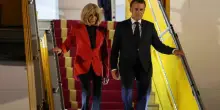 Brigitte Macron, fake news su sessualità moglie presidente Francia: 10 a processo a Parigi