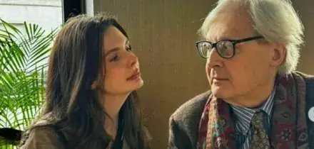 Sgarbi, è il giorno dell'udienza per il tutore. Pino Insegno: «Quando non ci sono i soldi, questo non accade»