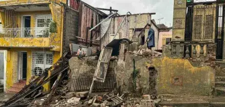 Uragano Melissa verso le Bahamas, ma perde intensità: venti fino a 160 km orari. Dieci morti ad Haiti