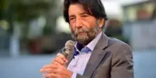 Massimo Cacciari sposo a 81 anni, presto nozze a Milano con Chiara Patriarca