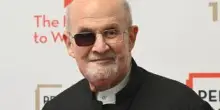 Accoltellò Salman Rushdie, condannato a 25 anni di carcere