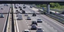 Prime partenze per le vacanze, traffico in aumento per ultimo fine settimana di giugno