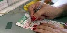 Superenalotto, numeri combinazione vincente oggi 20 settembre