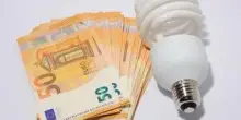 Bolletta luce e gas, dal primo luglio arriva 'scontrino energia'