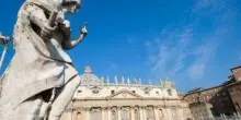 Giubileo, prima volta a San Pietro per pellegrini Lgbtq: "Sabato varcheremo Porta Santa"