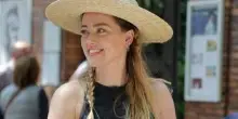 Amber Heard: "Sono diventata mamma di due gemelli, da sola secondo i miei tempi"
