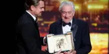 Cannes, DiCaprio consegna Palma d'Oro a De Niro: attacco a Trump dal palco