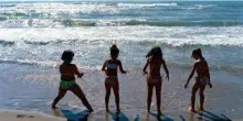 Bandiere verdi 2025, ecco le 158 spiagge a misura di bimbi scelte dai pediatri