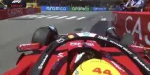 Hamilton, incidente a Monaco: colpisce le barriere e una gomma si stacca - Video