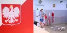 Elezioni in Polonia, urne aperte per ballottaggio presidenziali: testa a testa nei sondaggi