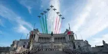 2 giugno, Mattarella all'Altare della Patria: "Con referendum Italia scelse pace e libertà"