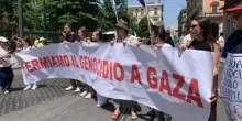 'Free Palestine', il grido della piazza per Gaza a Roma