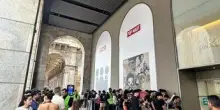 Quattro ore per un Labubu, cronaca pop di una fila surreale alla Rinascente