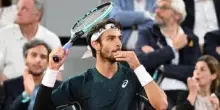 Musetti salta il Queen's dopo l'infortunio al Roland Garros. Verso il forfait anche Berrettini
