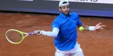Berrettini, la musica (e l'abbraccio) di Marracash per superare l'infortunio