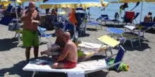 Estate, Deliveroo: food delivery conquista spiagge italiane, boom ordini in località balneari