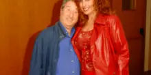 Alvaro Vitali scrive a Stefania Corona: "Torniamo insieme?". La replica piccata