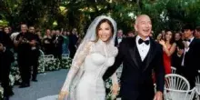 Nozze Bezos, Lauren Sánchez svela nuovo cognome e abito da sposa su Instagram