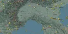 Guasto a radar blocca gli aerei nel nord ovest, voli sospesi e ritardi da Milano a Torino