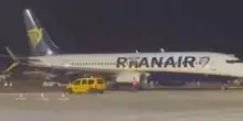 Spagna, falso allarme incendio su volo Ryanair: nella fuga 18 feriti lievi - Video